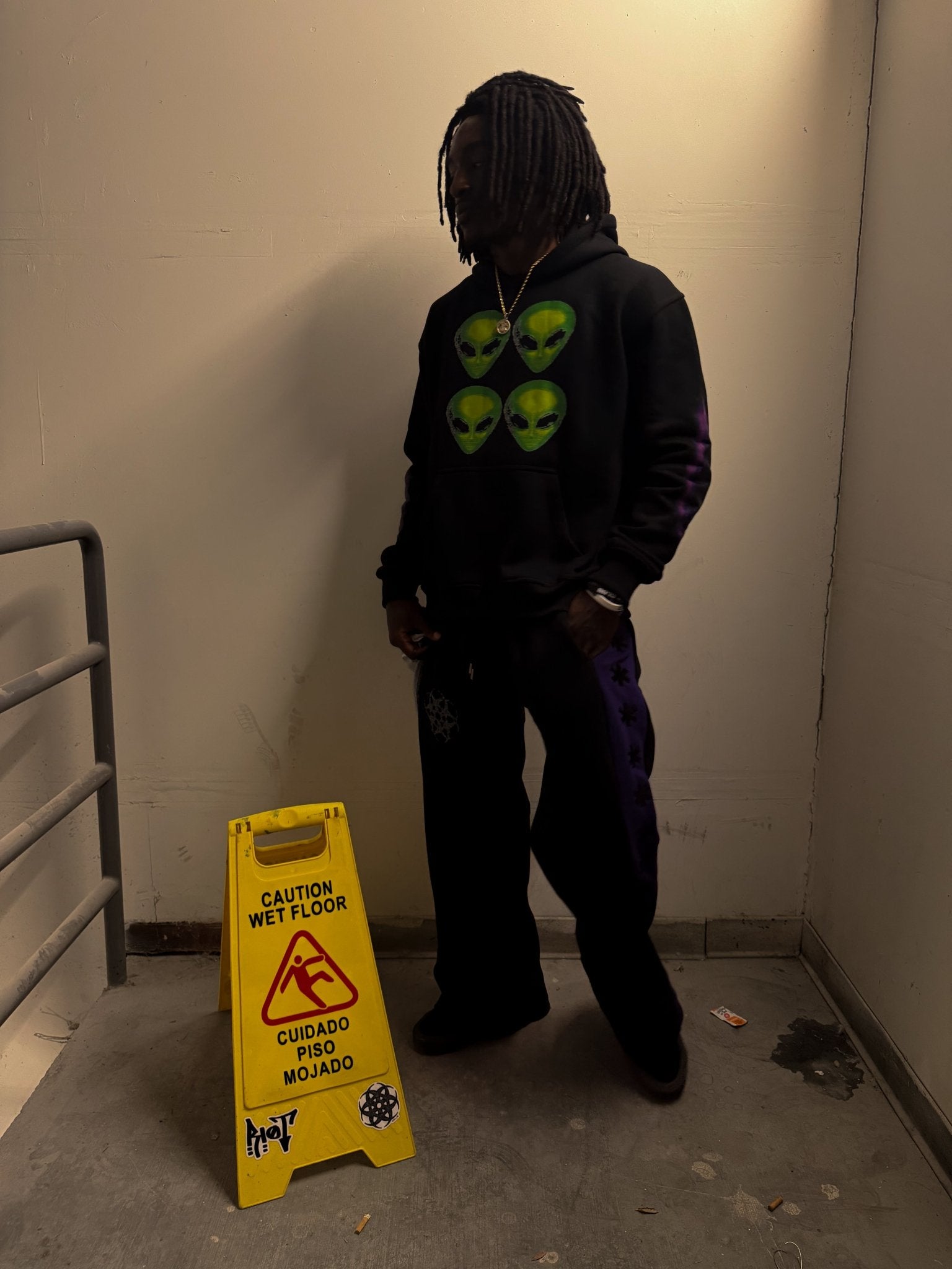 Riot Sweatpants - RIOT✱ Club